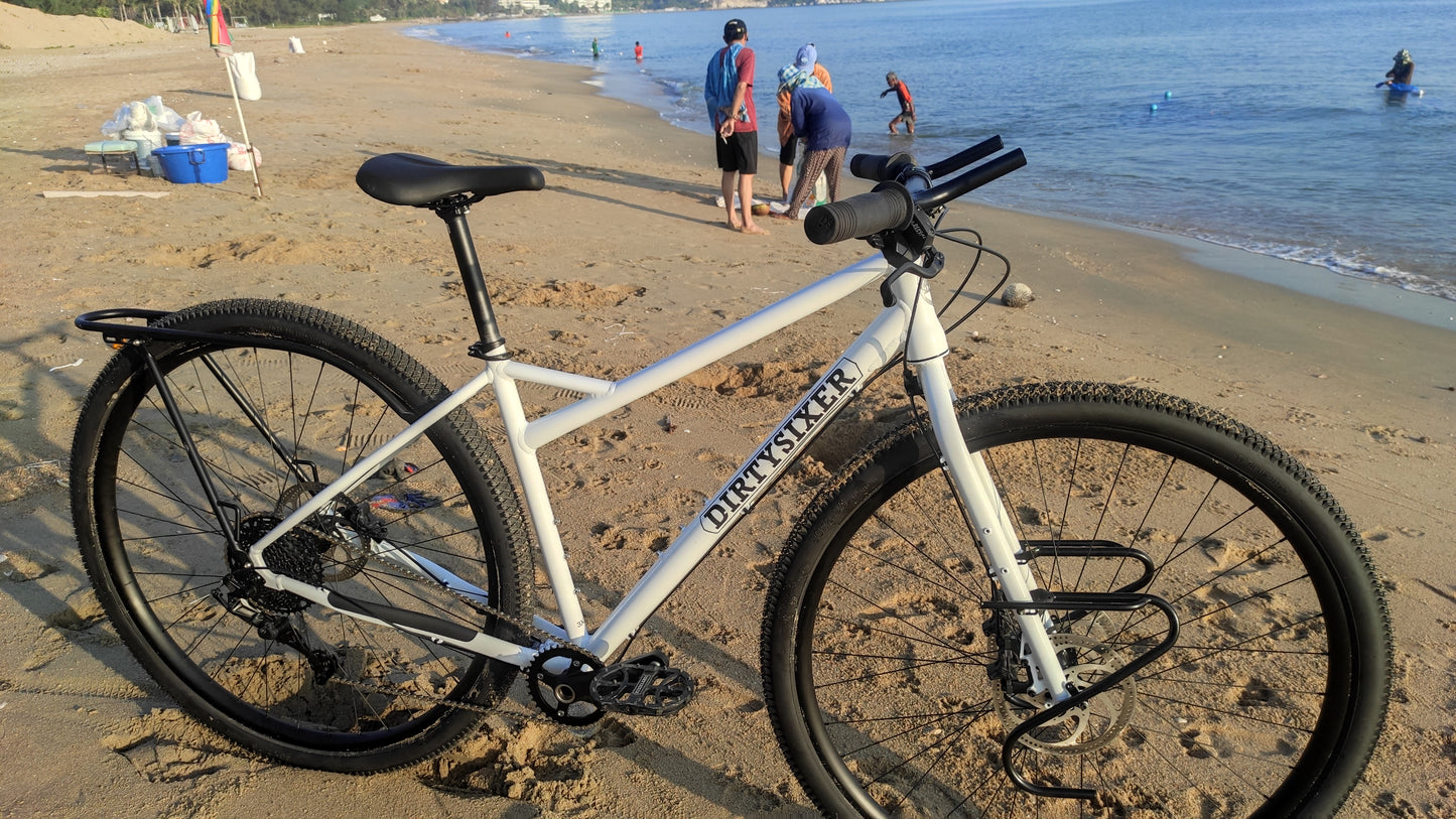 pannier rack for gravel bike DirtySixer custom rear rack