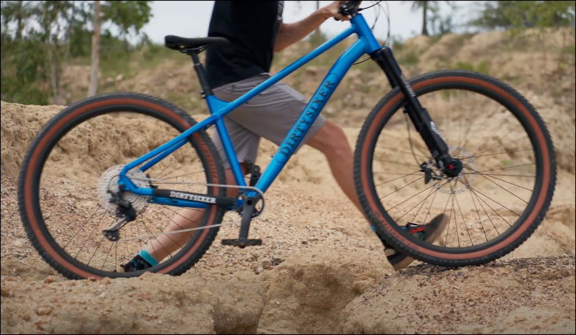 mountainbike dirt DirtySixer MTB